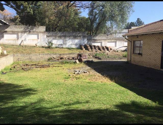 7 BEDROOM HOUSE FOR SALE IN BUCCLEUCH